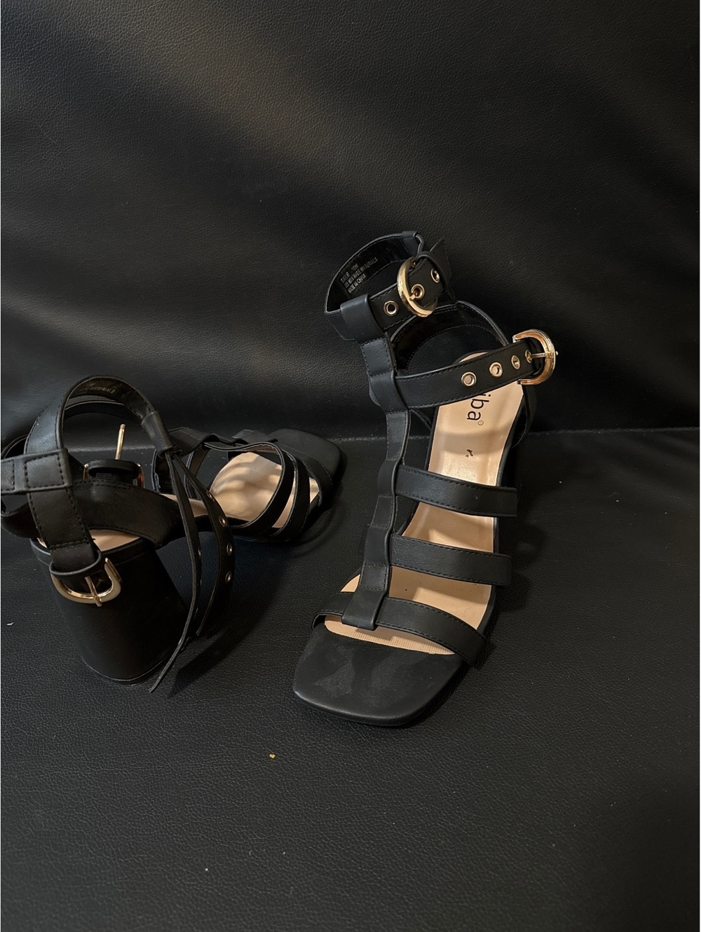 Bamboo Women’s size 10 Black Strappy Ankle Strap Heeled Sandals